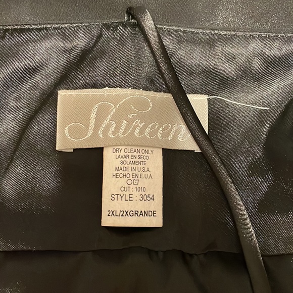 Black cocktail dress - Picture 5 of 5